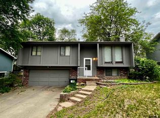 415 Bridger Rd, Lincoln, NE 68521
