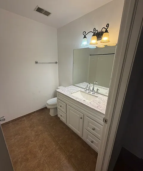 1542 Blossom St SE — Photo 15