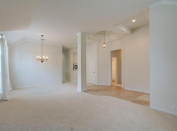 3rd image of 11532 Wentworth Dr