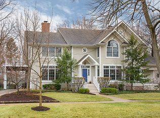 433 Cottage Ave, Glen Ellyn, IL