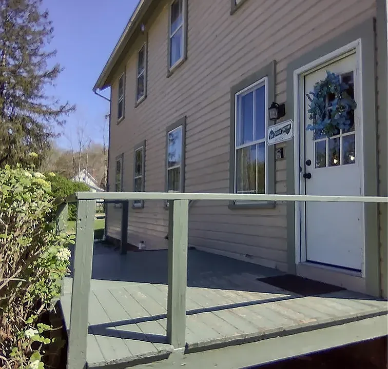 6016 Parker Ct
