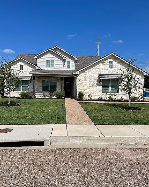 1st image of 848 Gallant Fox Rd