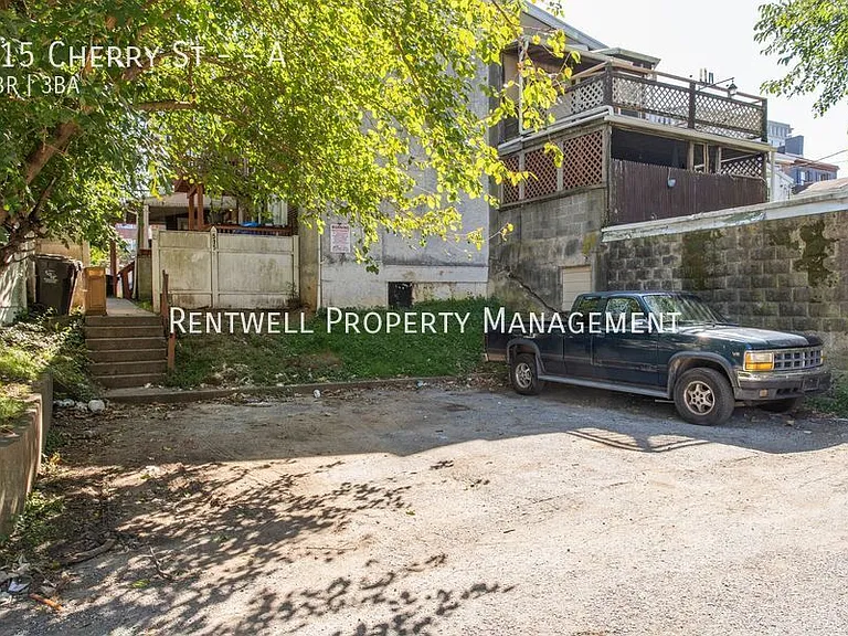 515 Cherry St #A — Photo 3