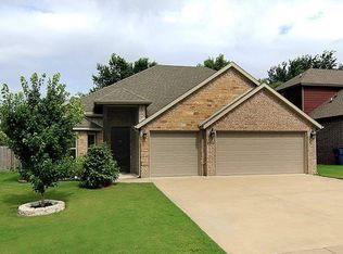 903 SW Caprington St, Bentonville, AR 72712