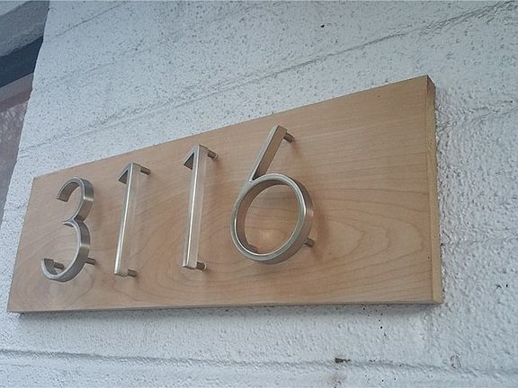 2nd image of 3116 W Victory Blvd
