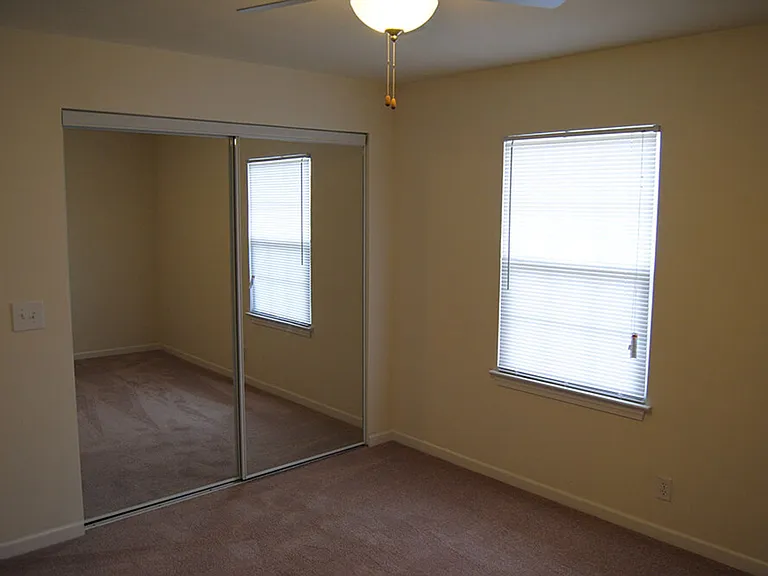 3010 W Granada Ct — Photo 8