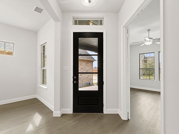 4th image of 3229 Agnew St