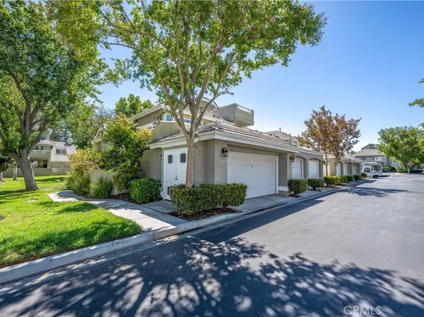 26127 McBean Pkwy Unit 35, Santa Clarita, CA 91355