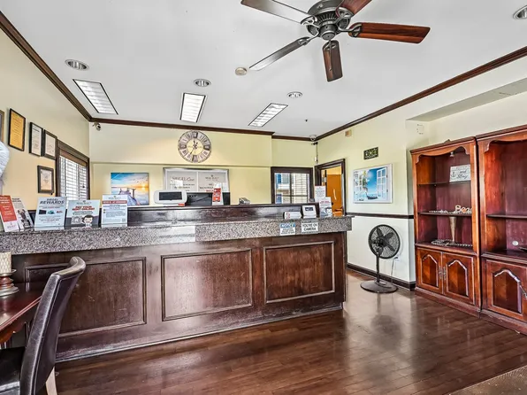 Siegel Select Jacksonville/Orange Park, 1656 Wells Rd #Dddd3184e, Orange Park, FL 32073