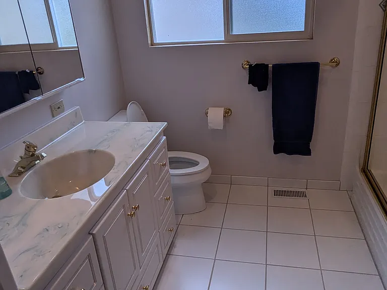 12859 NE 84th St — Photo 7