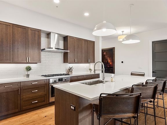 3rd image of 1454 Bangtail Way UNIT 2B