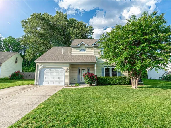 108 Golden Maple Dr, Virginia Beach, VA 23452