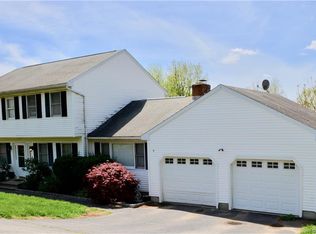 15 Shortell Dr, Ansonia, CT 06401