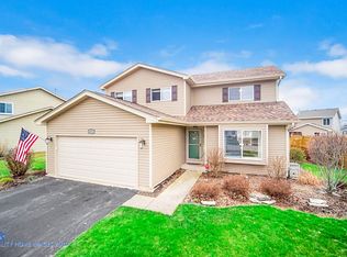 2813 Emma Cir, Aurora, IL 60504