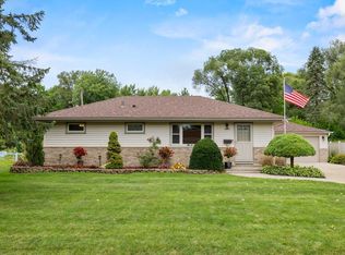 4824 W 112th St, Bloomington, MN 55437