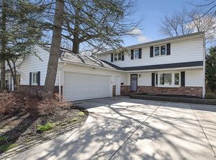 22526 Fairmount Blvd, Cleveland, OH