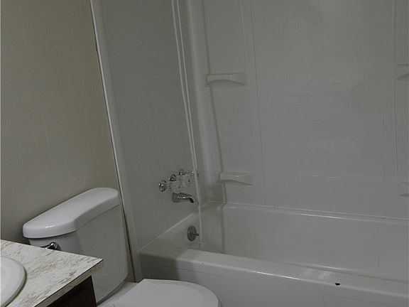 4th image of 1721 165th StCt E