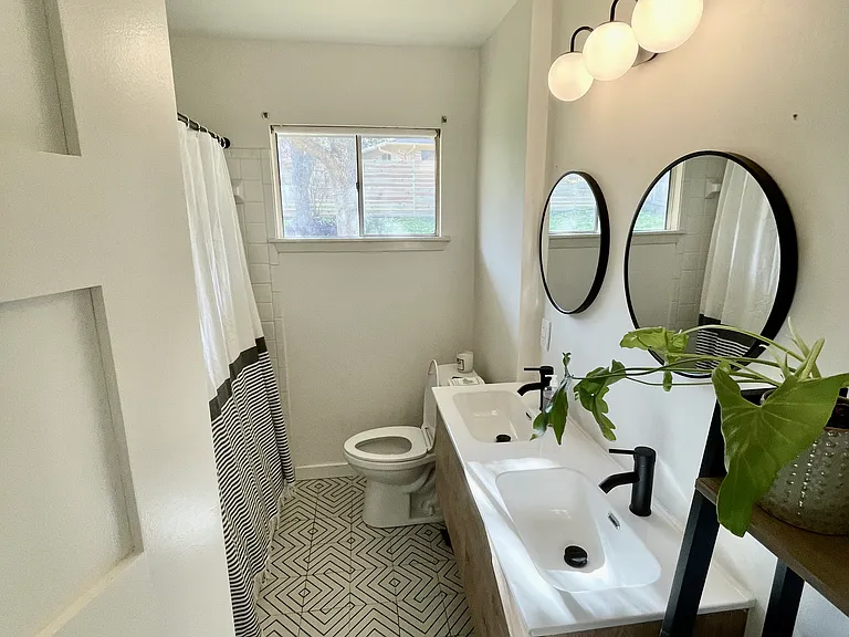 7012 Creighton Ln — Photo 17