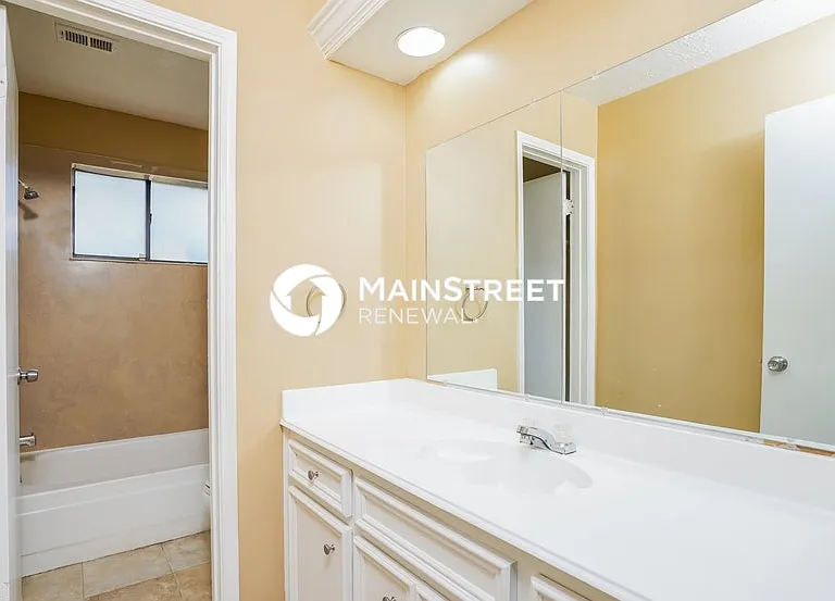 15514 Cabildo Dr — Photo 13