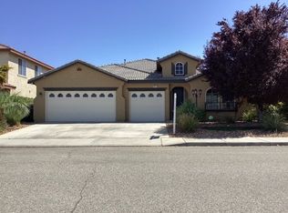 4012 Tournament Dr, Palmdale, CA 93551