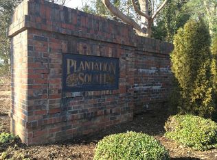 3028 Live Oak Ln SW, Huntsville, AL 35802