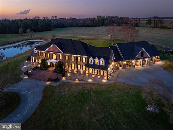 5th image of 4218 Harmony Rd