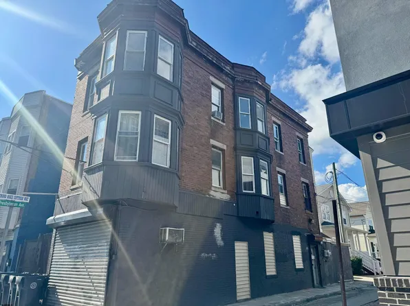1013 Arctic Ave, Atlantic City, NJ 08401