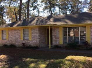 3215 Shadowcrest Ln, Spring, TX 77380