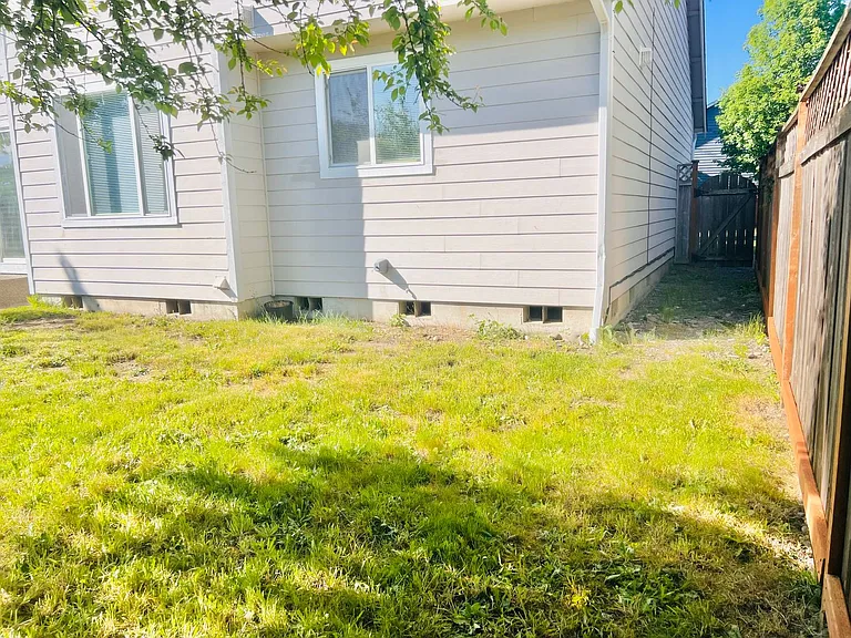 7181 Radius Loop SE — Photo 61