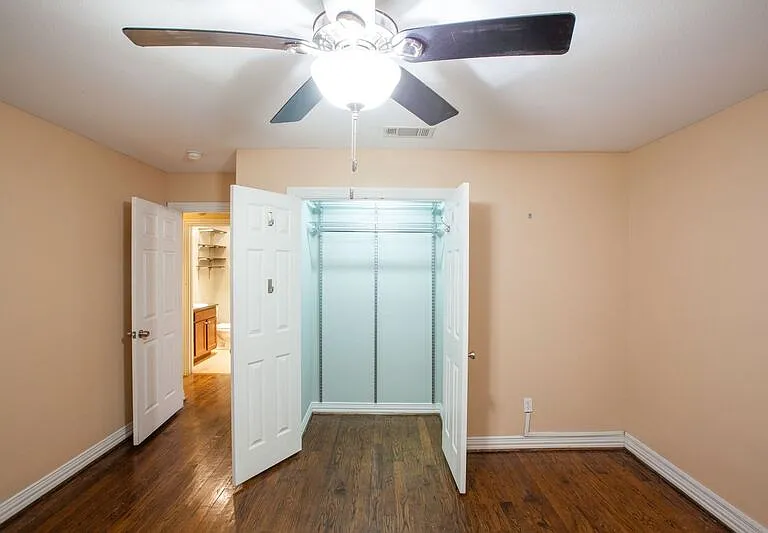 4741 Bradford Dr #B — Photo 18