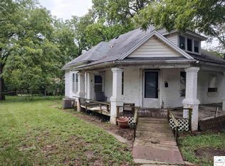 210 Phelps St, Windsor, MO 65360