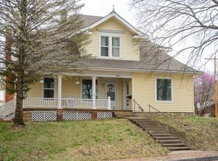 1040 Kearney St, Atchison, KS 66002