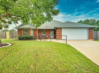 7 Reed Cir, Mansfield, TX 76063