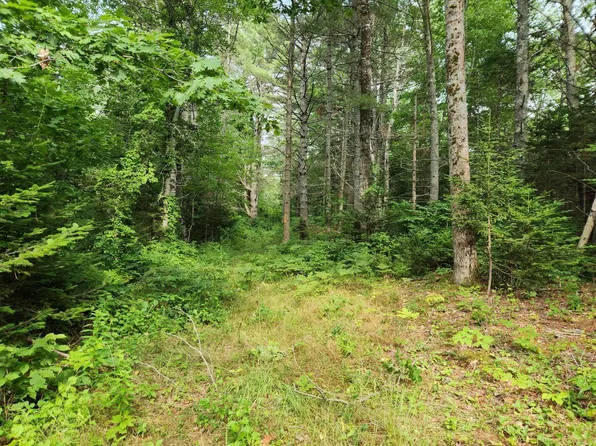 2851 Friendship Road, Waldoboro, ME 04572