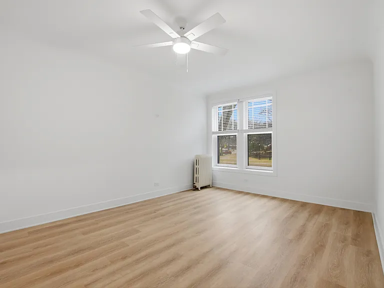 1125 Davis St./ 1603-11 Ridge Ave. — Photo 9