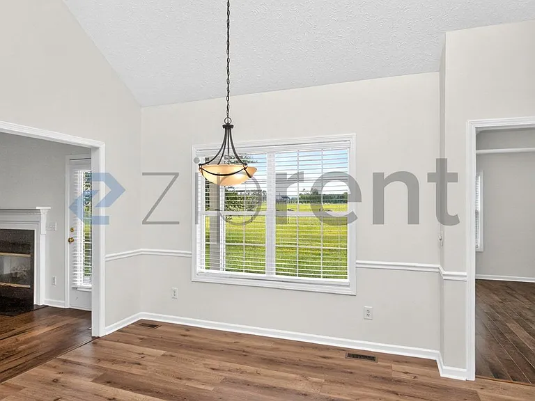 720 Rock Springs Rd — Photo 27