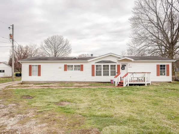 2122 Centreville Ave, Belleville, IL 62220