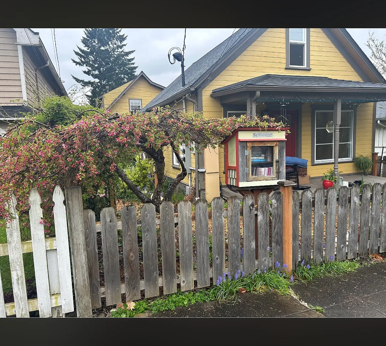 3 bed, 850 sqft, $3,200 — Photo 2