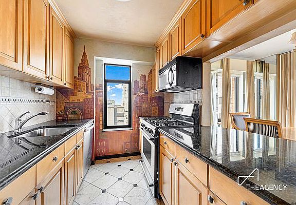 5th image of 400 E 70th St APT 2405
