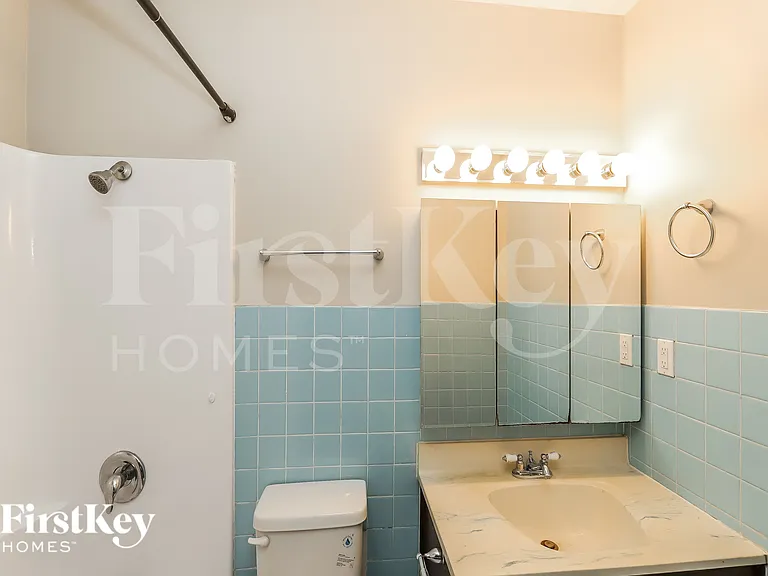 156 Dolores St — Photo 11