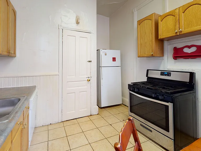 1848 Willington St — Photo 24