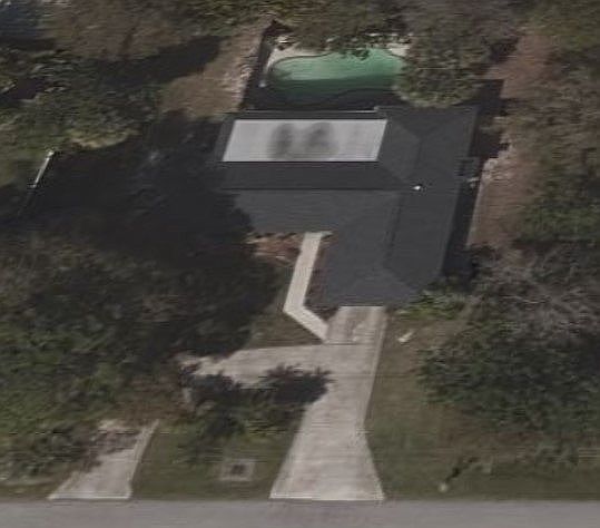 2nd image of 2271 Doud St
