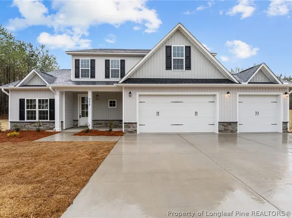 332 Zeppelin Ln, Raeford, NC 28376