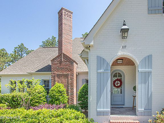 3rd image of 117 Chanticleer Drive