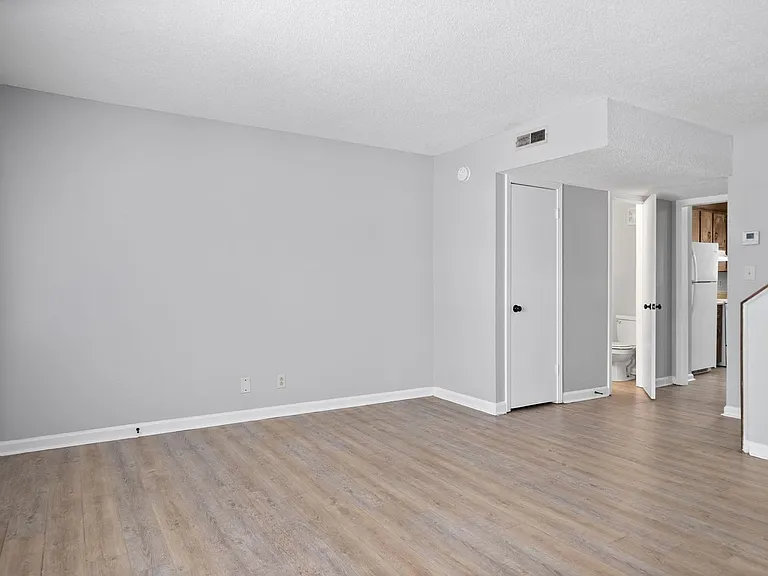 Darlene Dr - 140 — Photo 6