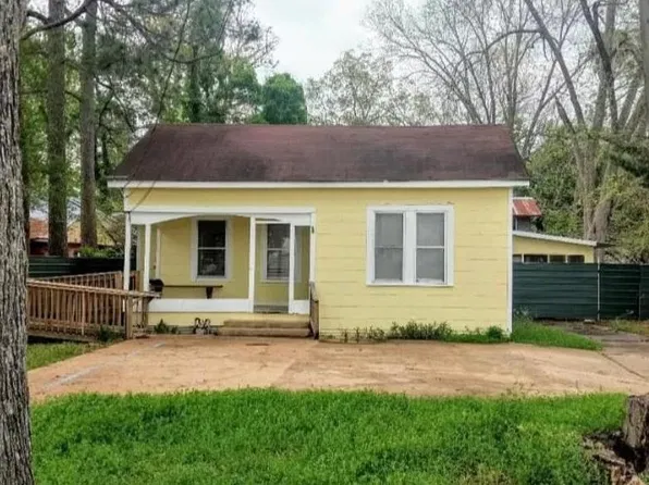 1430 Enterprise Rd, Alexandria, LA 71303