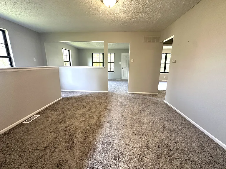 10063 Northgate Dr — Photo 8