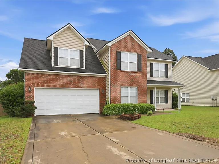 2219 Gray Goose Loop — Photo 2