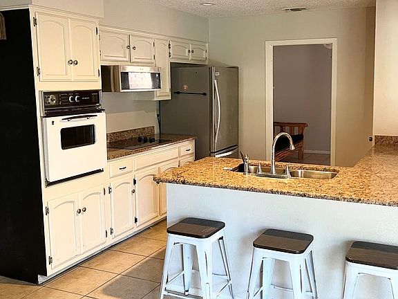 5th image of 7055 Forest Meadow St