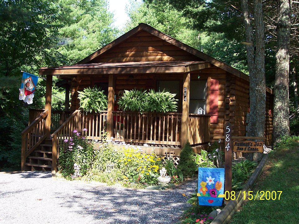 Log Cabin, 2 Decks